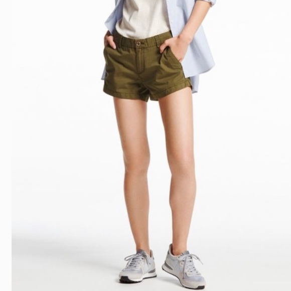 Uniqlo Womens Green Khaki Chino Shorts 